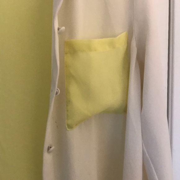 See through yellow accent button up - Picture 3 of 4